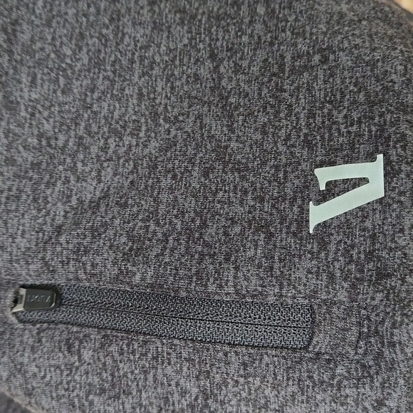 Vuori Dark Gray Men's Pronto Performance Crew Sweatshirt - Picture 4 of 6